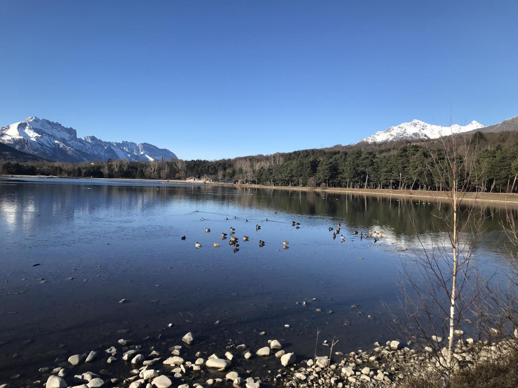 Le Rocher Des Ducs, Vue Sur Montagne, Abris Voitures Et Motos Le Glaizil Exterior foto